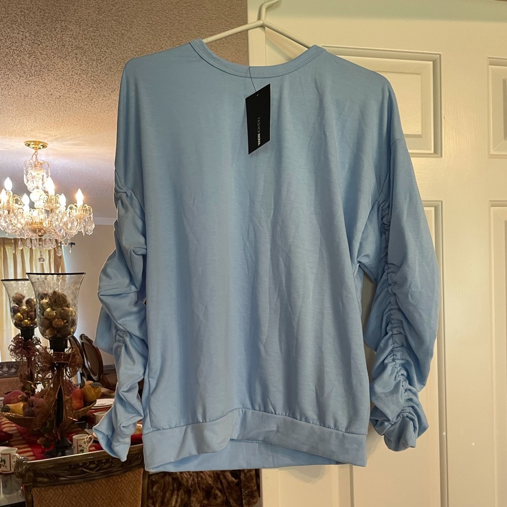 Super cute sweater